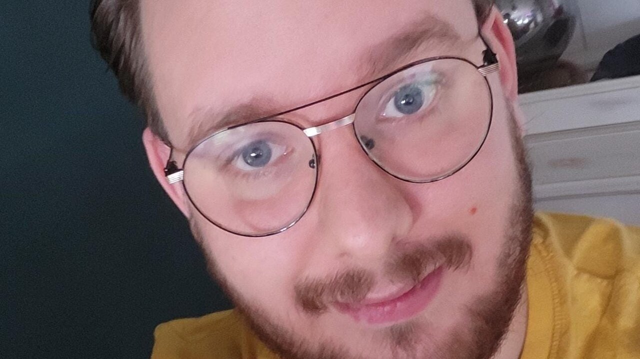 Een portretfoto van Diego (25) uit Helmond